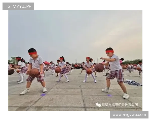 千人篮球操(全国篮球操)世界杯体育论坛 千人篮球操(全国篮球操)世界杯体育论坛